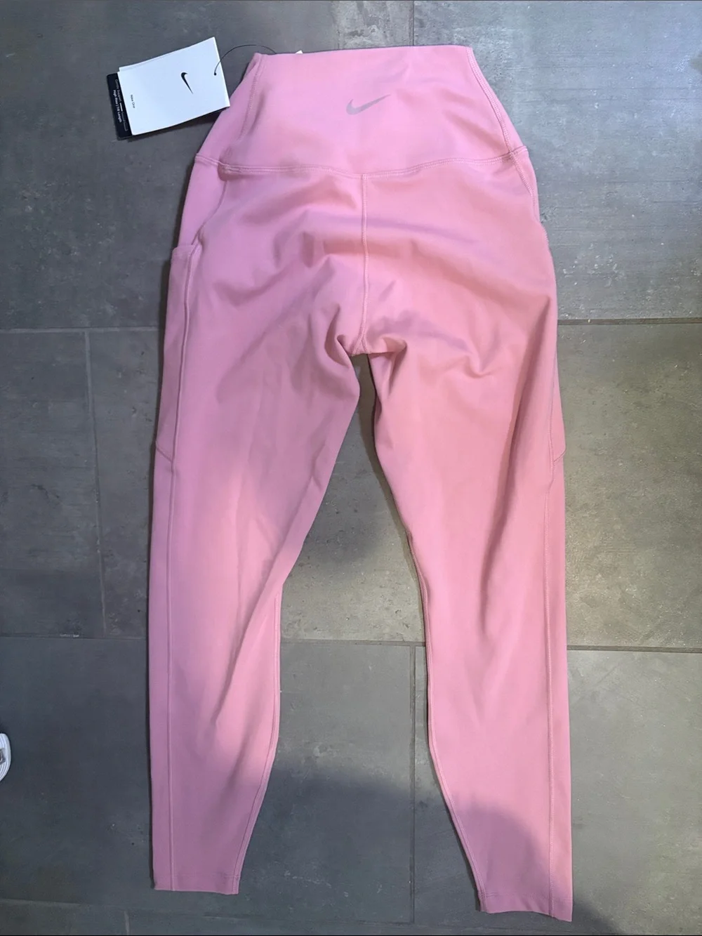 Nike Pink High-Waist Active Leggings with Side Pockets